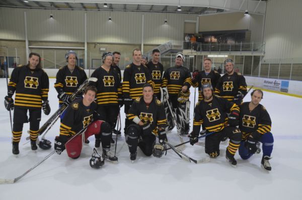 Hamilton PFFA Hockey Tournament Supports the CFFF